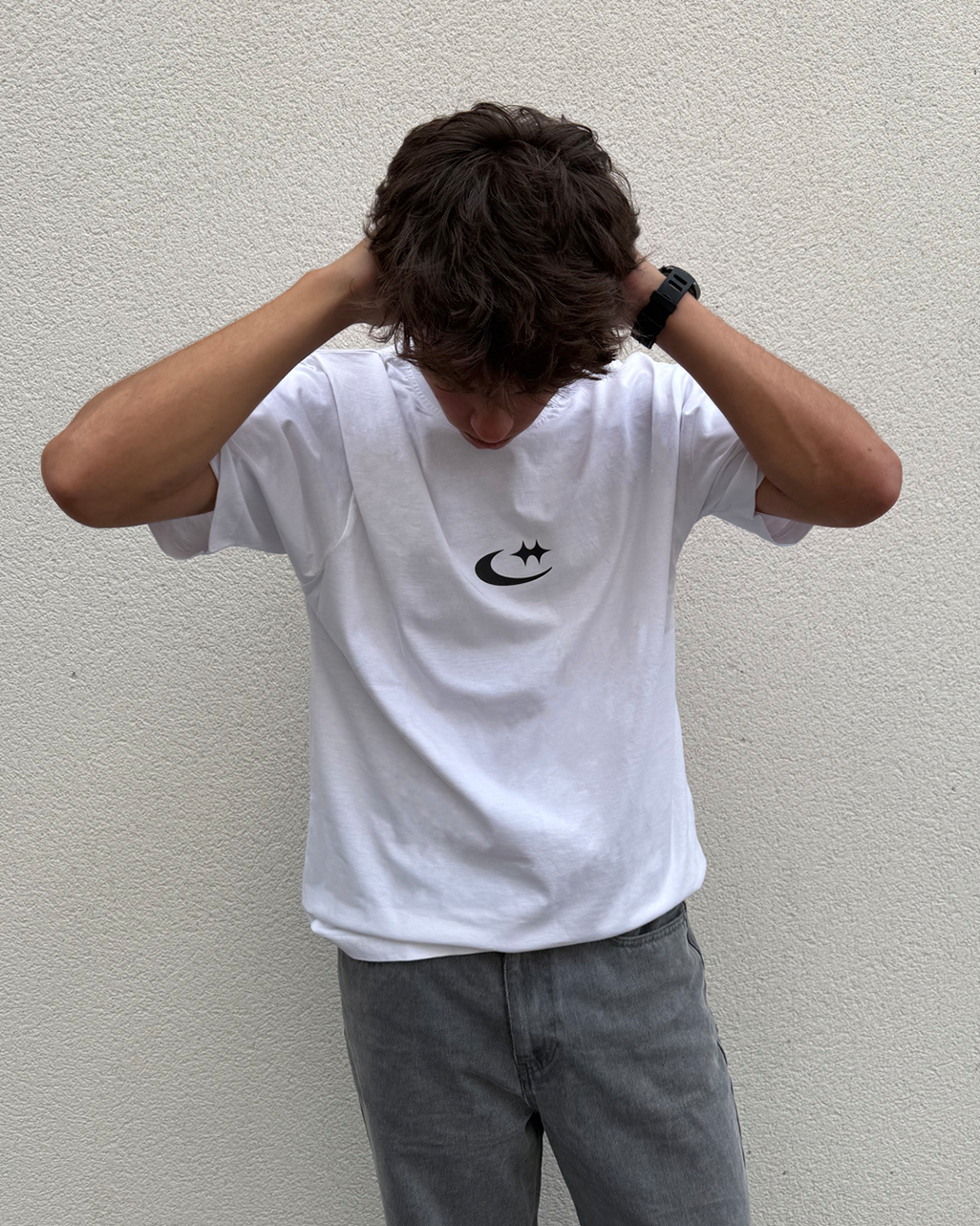 YELLOW STARS WHITE TEE