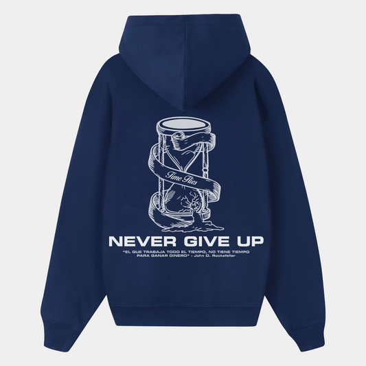 "NEVER GIVE UP" HOODIE (CARVY X MENTEESTOICA)